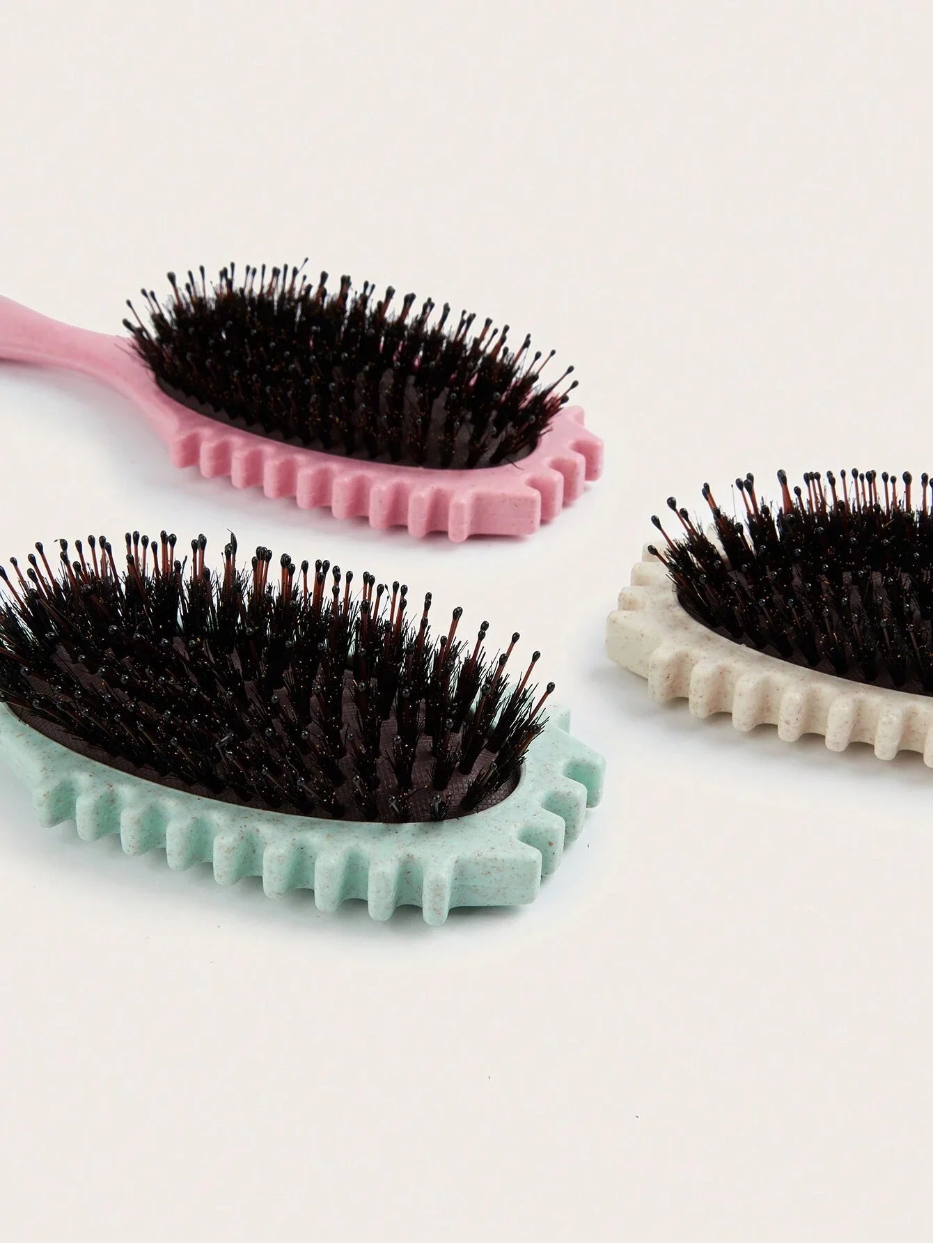 1 Pc Oval Air Cushion Comb With Handle,Wheat Straw  Define Styling Brush,Detangling Hair Brush, Professional Hairstyle Comb, Bou