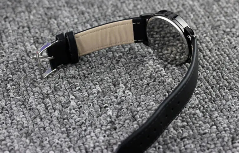 Naruto Watch Men's Electronic Watch Casual Leather Strap Waterproof Watch Animation Uzumaki Naruto Sharingan Holiday Gift Watch