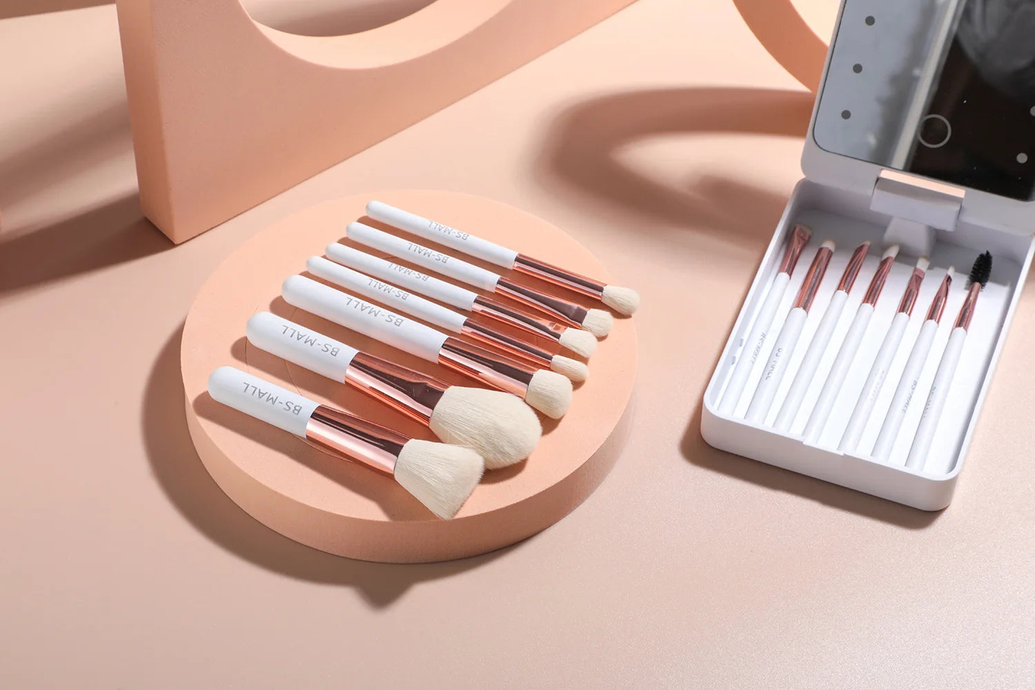 14-Piece Makeup Brush Set with Illuminated Mirror, Portable Short Handle,LED Light,USB Rechargeable Makeup Brushes Kit