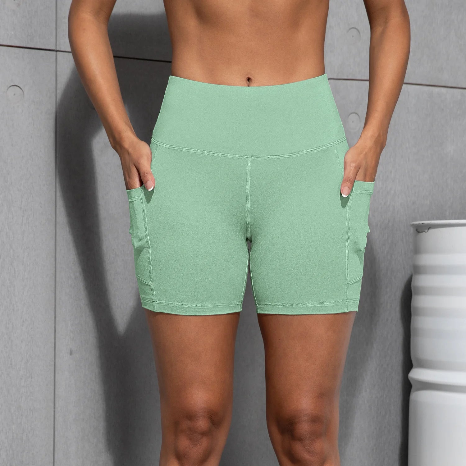 Women Sports Pocket Shorts Leggings Suitable For Running Fitness Cycling Gym leisure High Waist Quick Drying Yoga Shorts