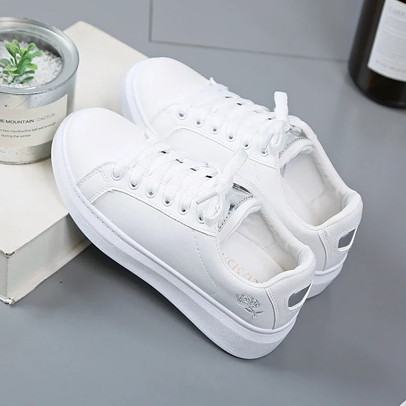 2022 Women Casual Shoes New Spring Fashion Embroidered White Breathable Flower Lace-Up Sneakers