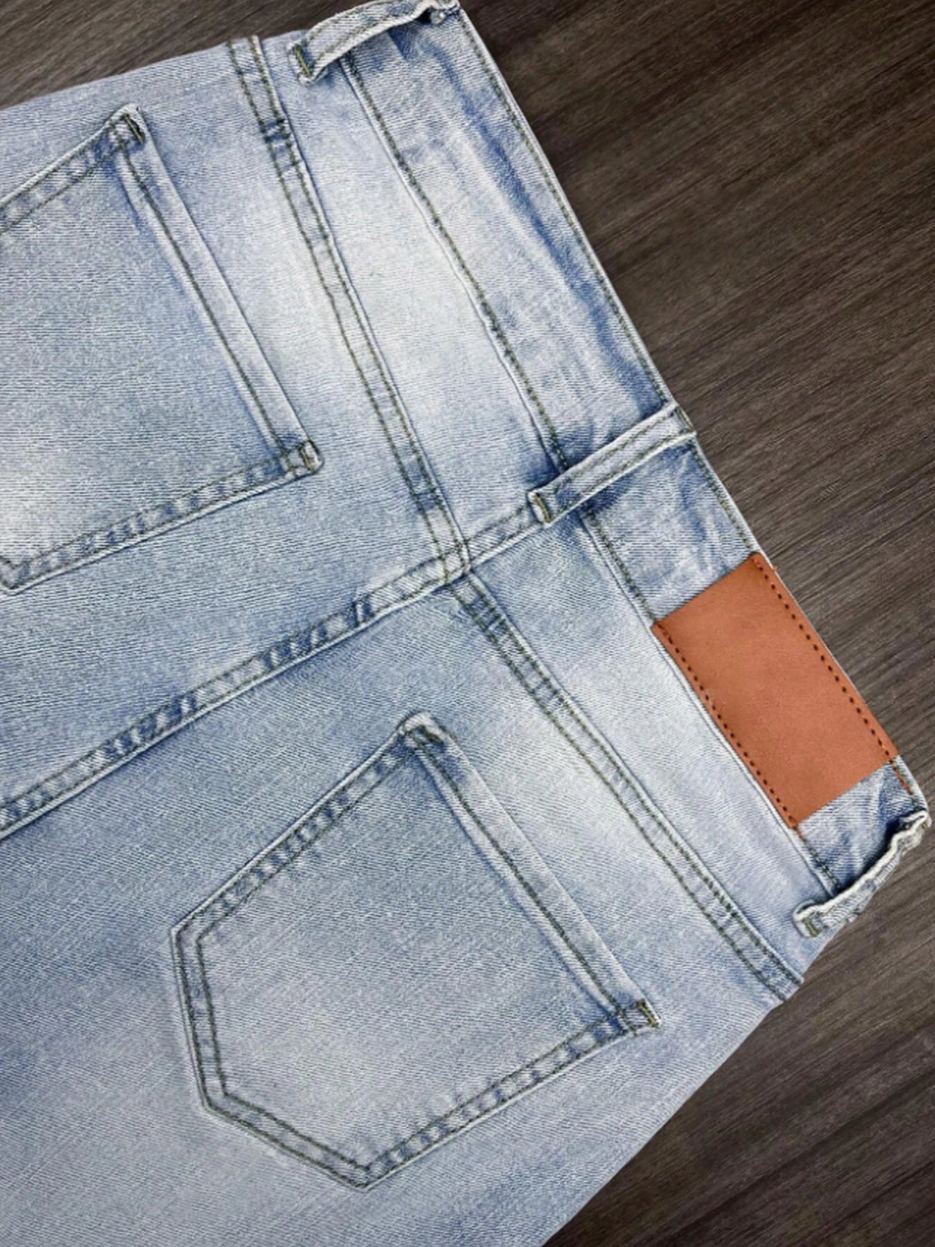 2025 Summer New Women's Light Blue Washed Straight Leg Jeans, Stylish Casual Jeans with Slanted Pockets, Machine Washable, Suita