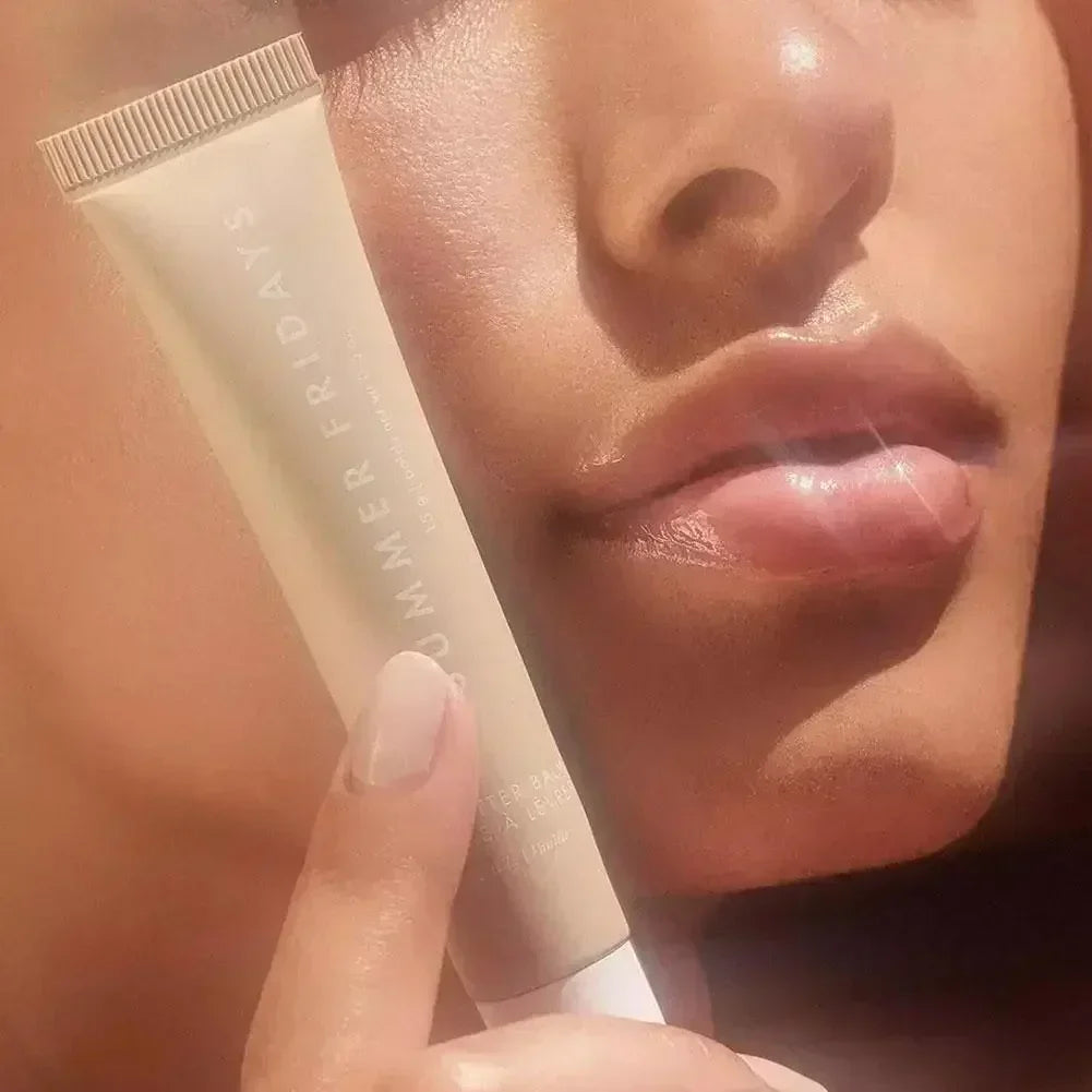 Fashion Luxury Friday lipstick Lubrication Soft Lip Cosmetic Candy Vanilla Beige Sweet Mint Color Lip Care