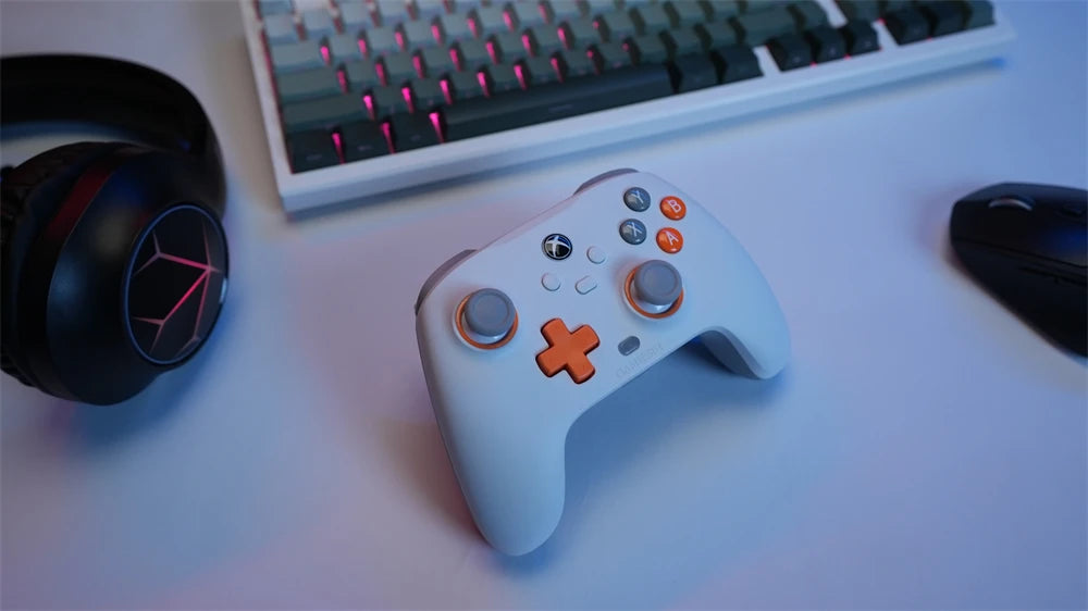 GameSir T7 Xbox Gaming Controller Wired Gamepad for Xbox Series X, Xbox Series S, Xbox One, with Hall Effect Joystick Trigger