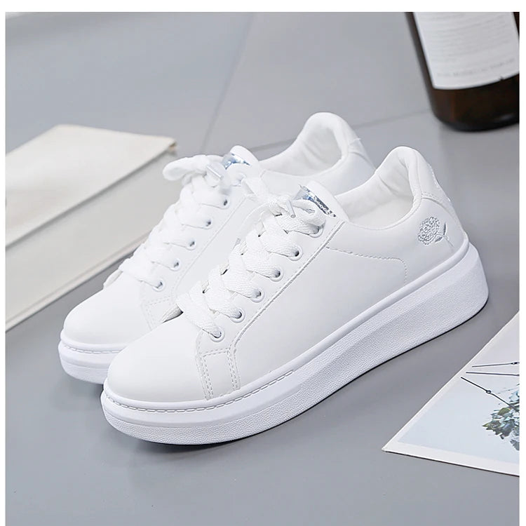 2022 Women Casual Shoes New Spring Fashion Embroidered White Breathable Flower Lace-Up Sneakers